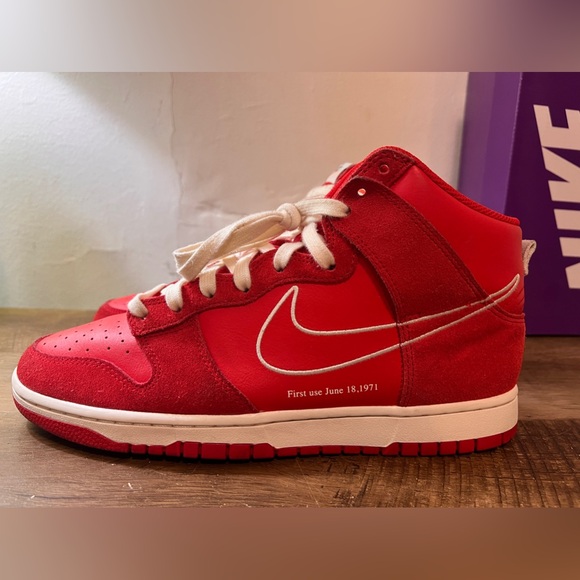 Nike Dunk High ‘First Use’ Red - Picture 2 of 9